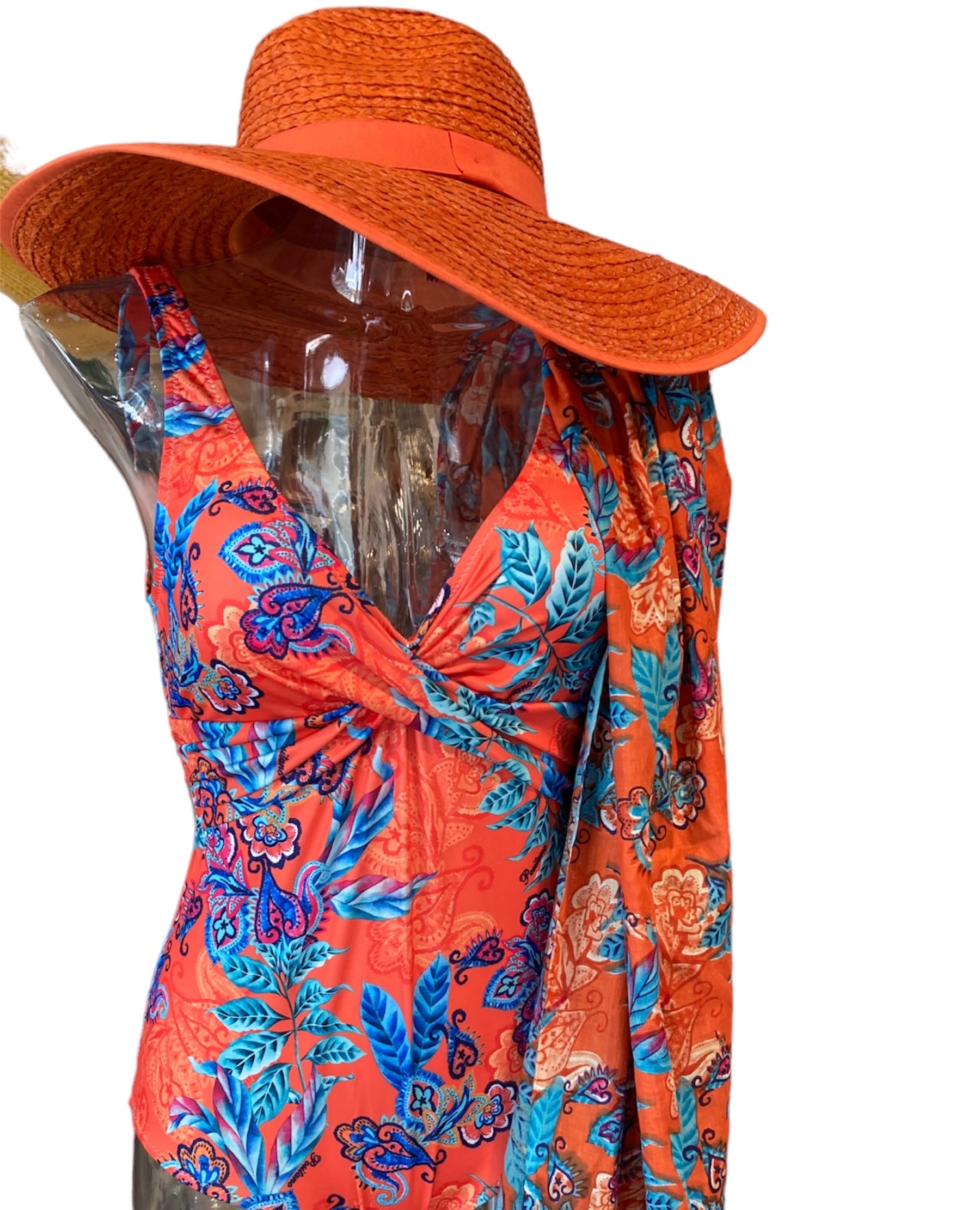BEACH WEAR