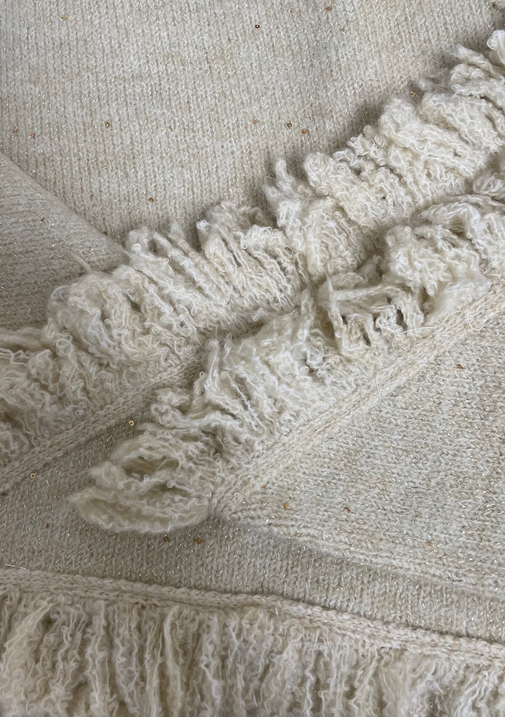 WE FRINGE SHAWL K1986